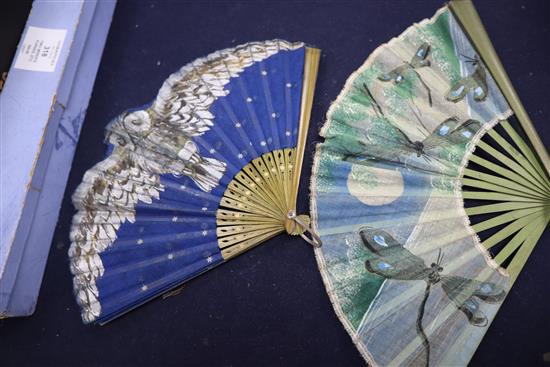 Two misers purses, a dolls silk, a lace and carved ivory parasol and four gauze fans